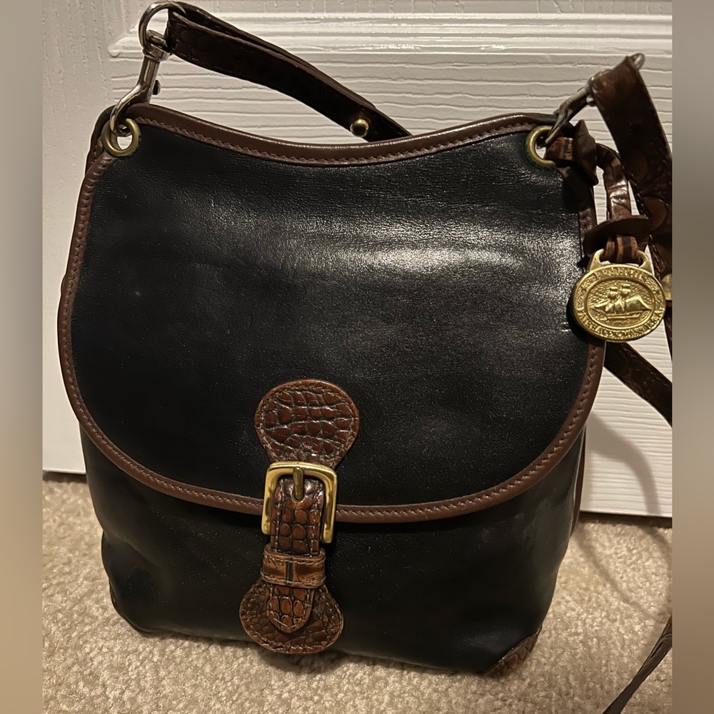 Brahmin Crossbody leather purse in black and brown.